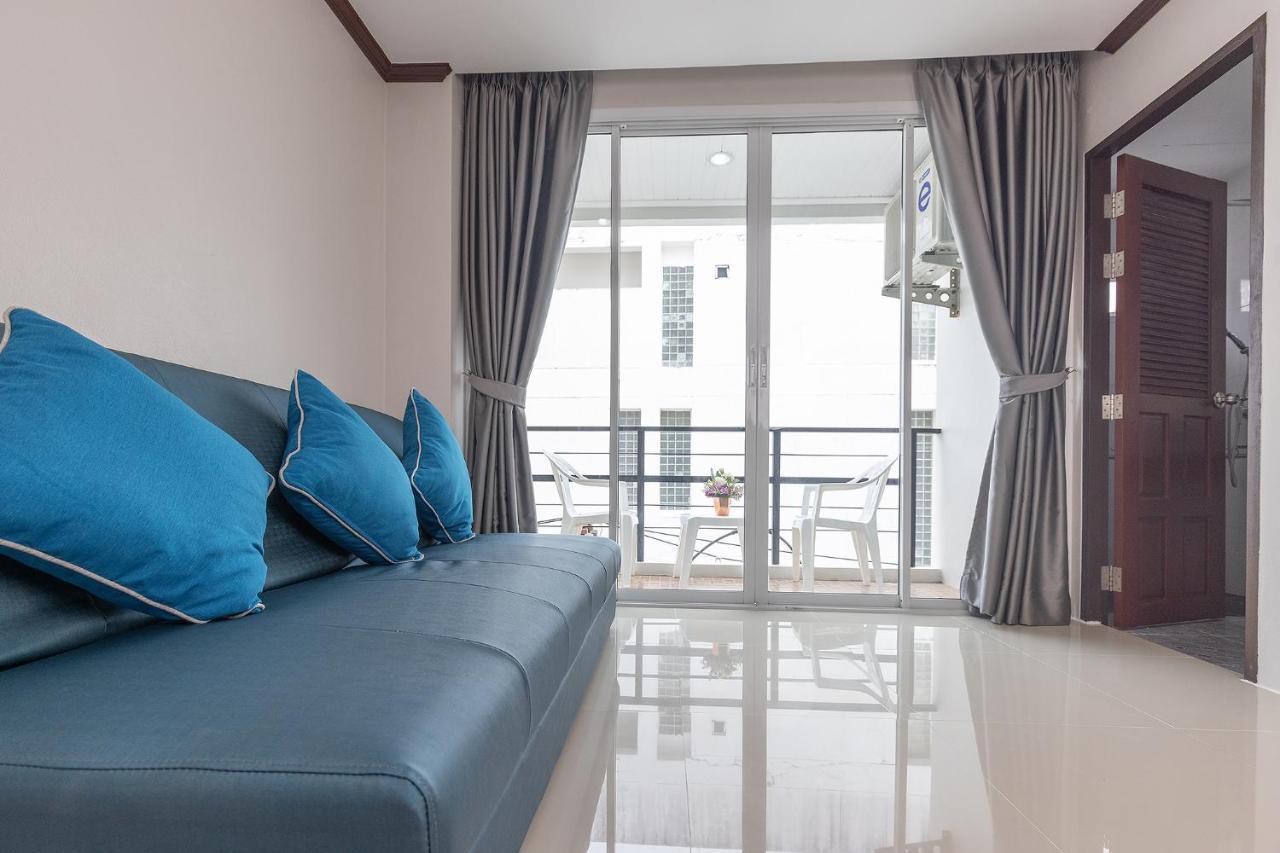 Отель The Chic Patong Экстерьер фото